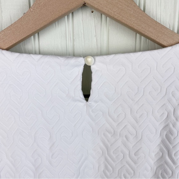 J. McLaughlin White Textured Geometric Stretch Tank Top Women's Size XL Preppy - Picture 6 of 7